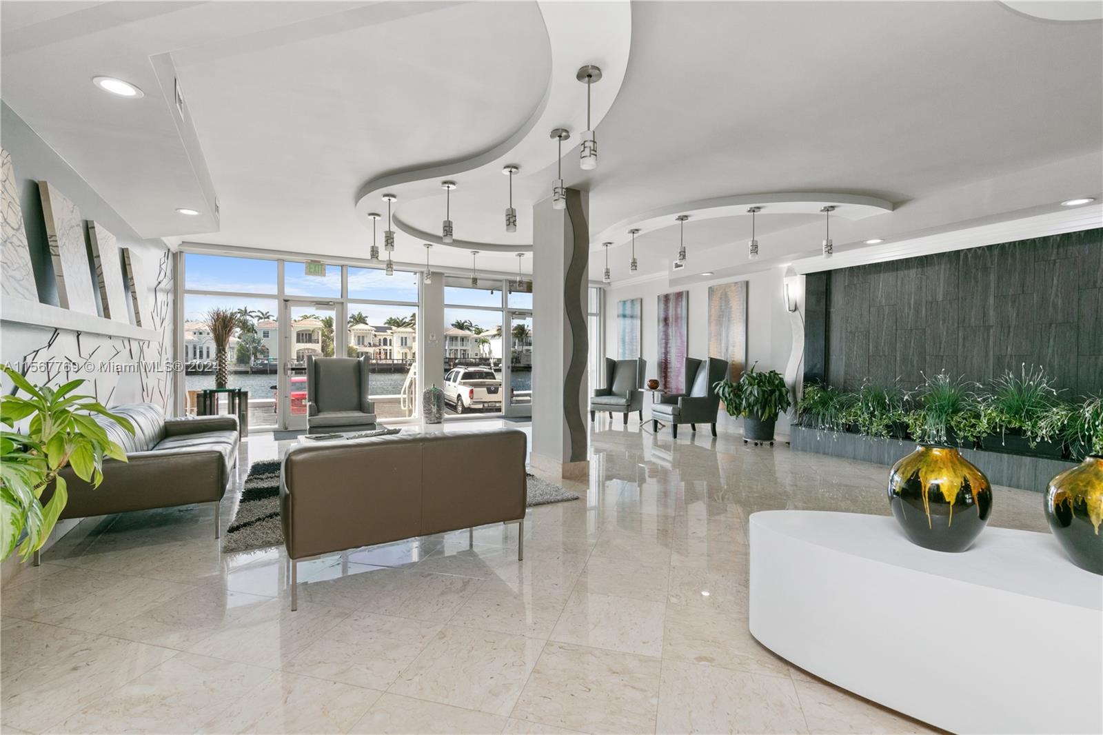 ALLINGTON TOWERS NORTH CO - Residential Lease