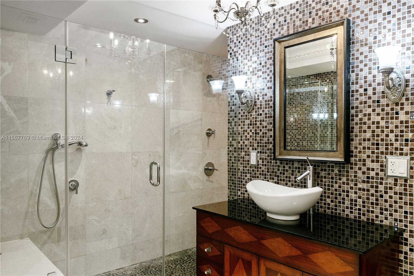 ALLINGTON TOWERS NORTH CO - Residential Lease