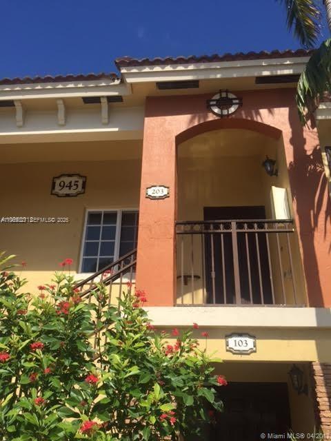 MONTEREY AT MALIBU BAY CO - Residential Lease