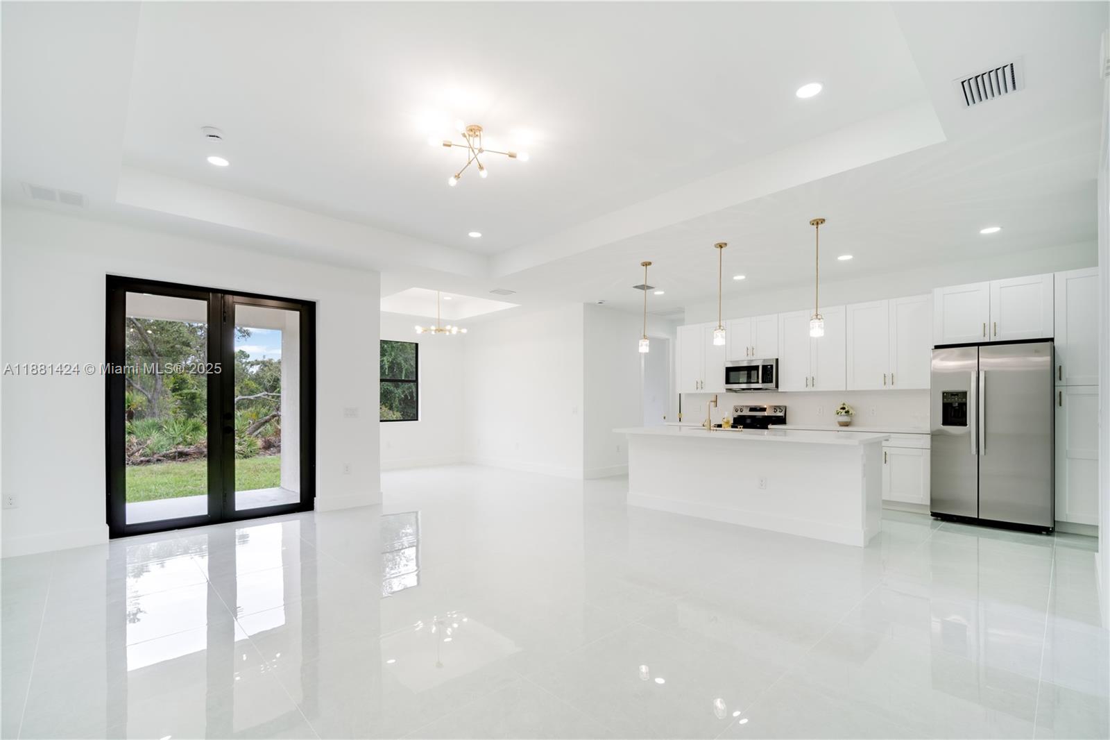 Port Charlotte - Residential