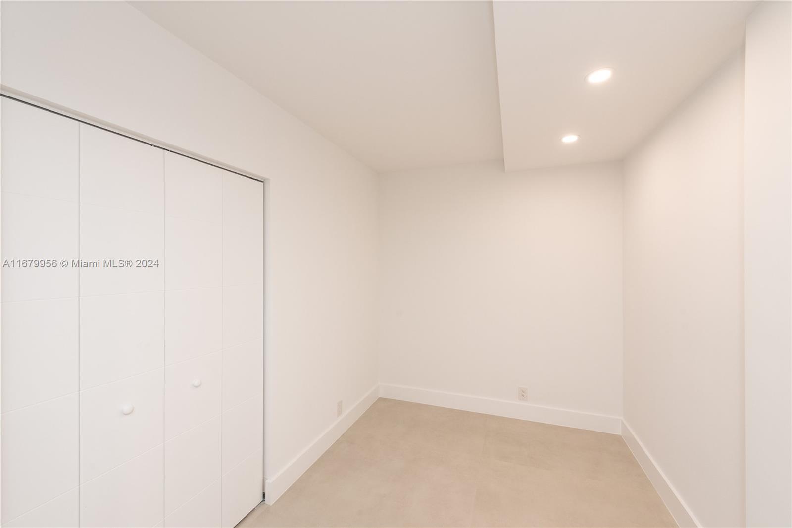 KEY COLONY NO 4 CONDO - Residential