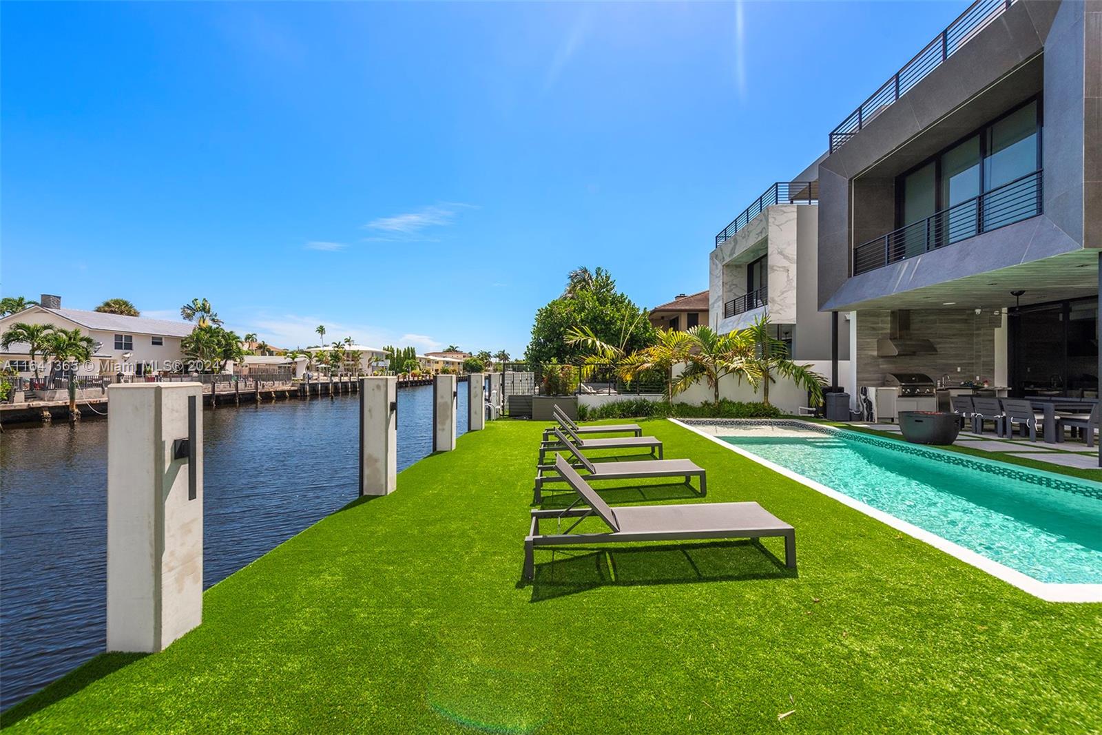 CORAL RIDGE - Residential