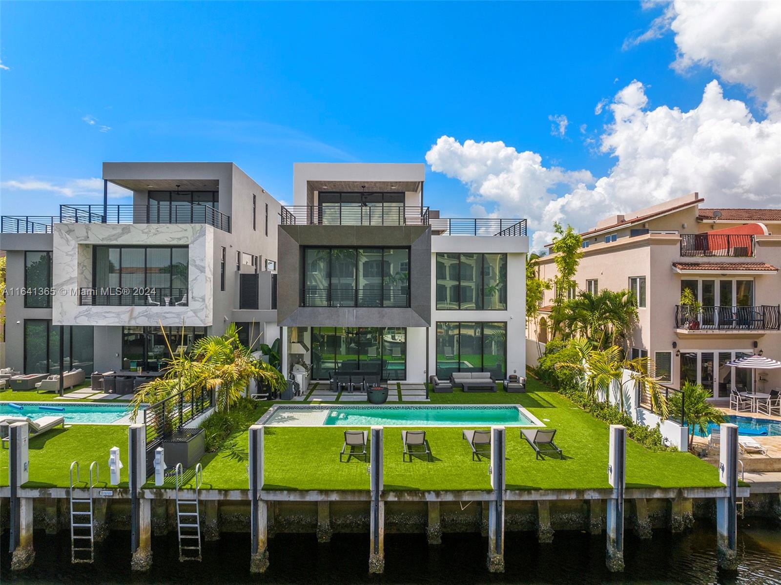 CORAL RIDGE - Residential