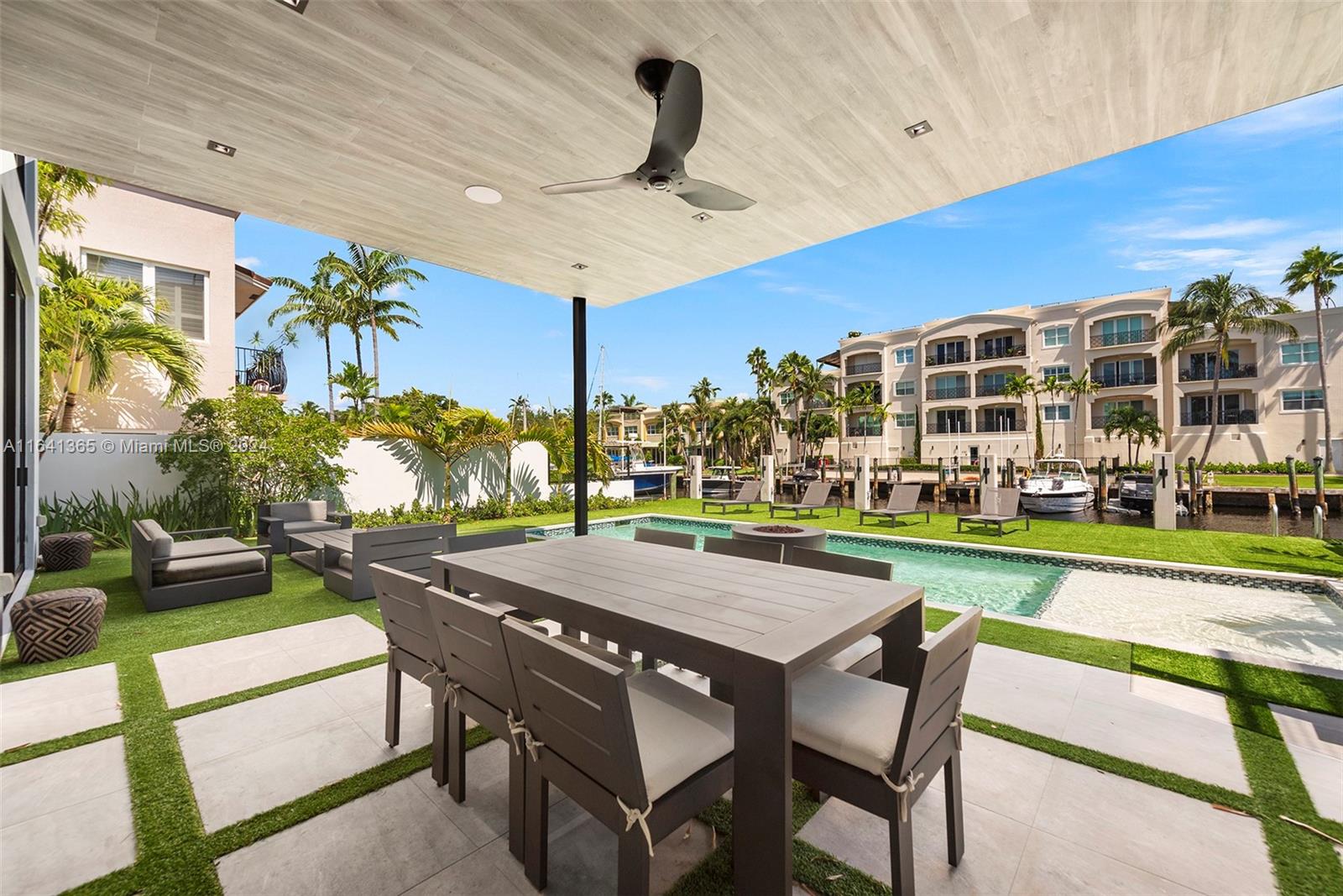 CORAL RIDGE - Residential