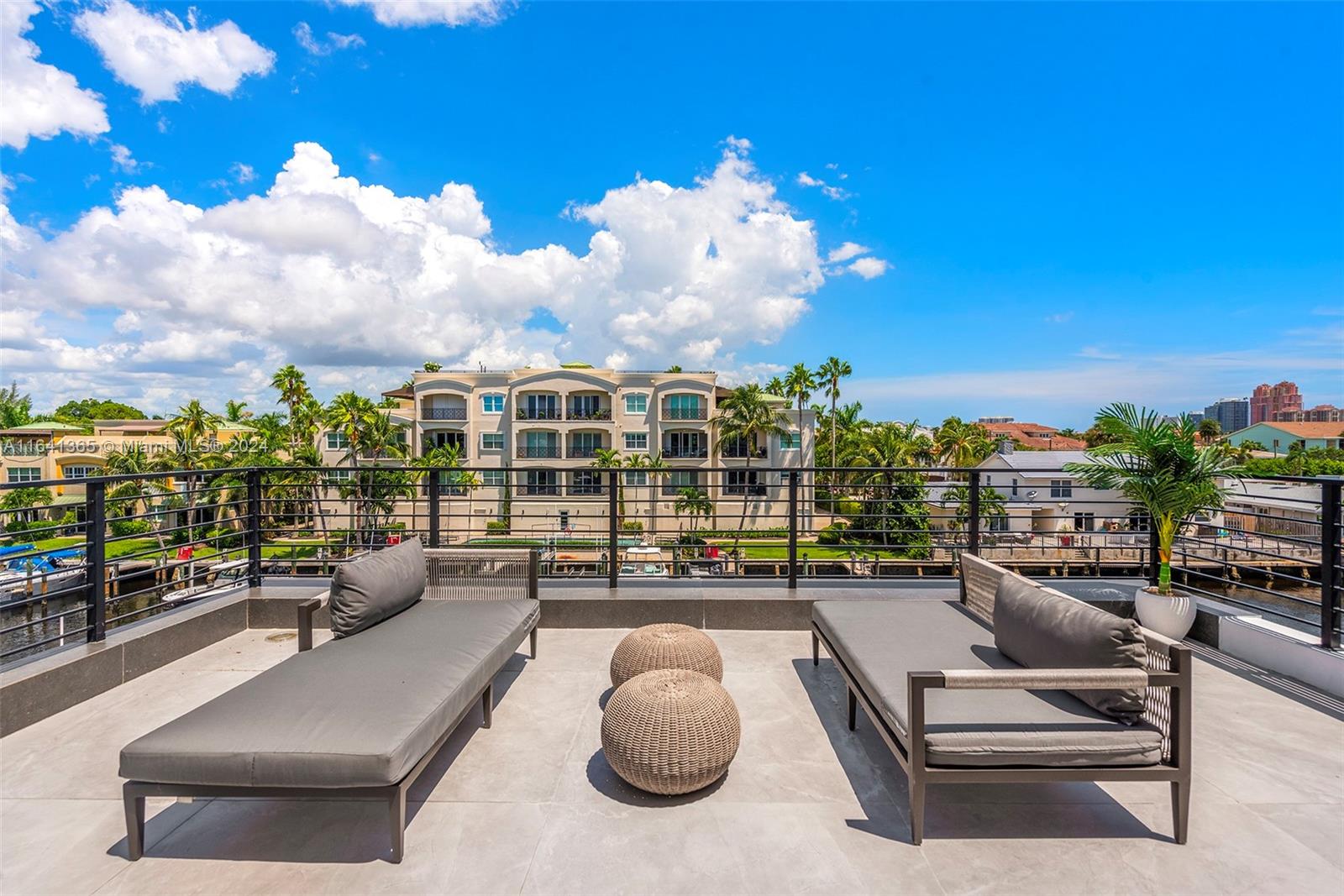 CORAL RIDGE - Residential