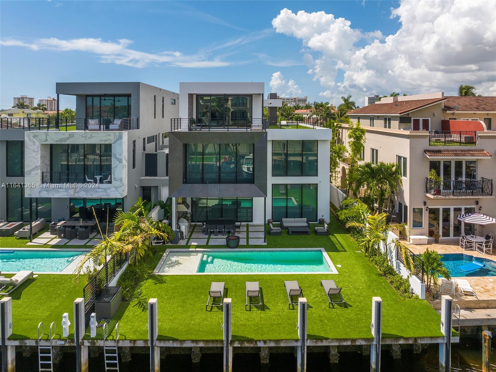 CORAL RIDGE - Residential
