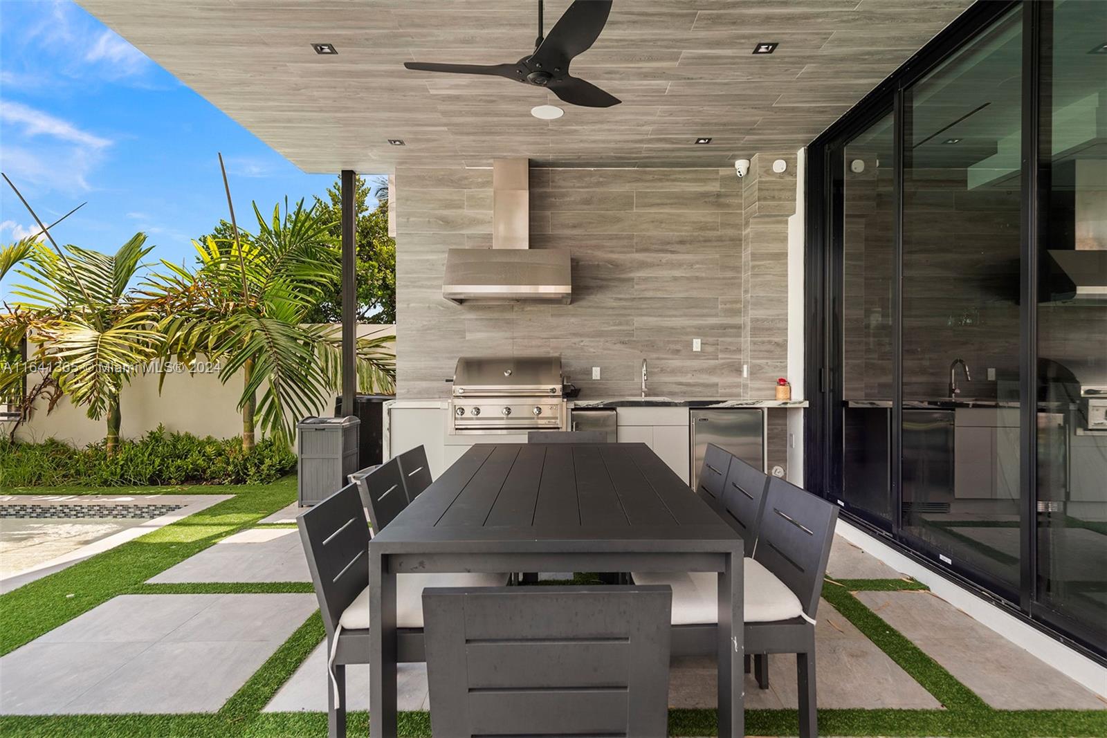 CORAL RIDGE - Residential