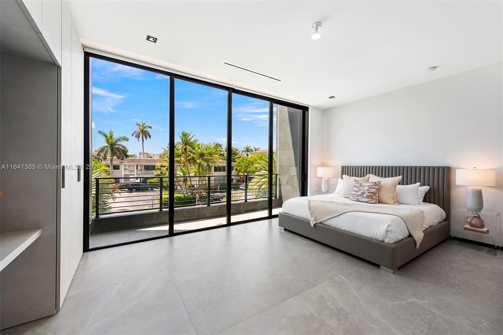 CORAL RIDGE - Residential