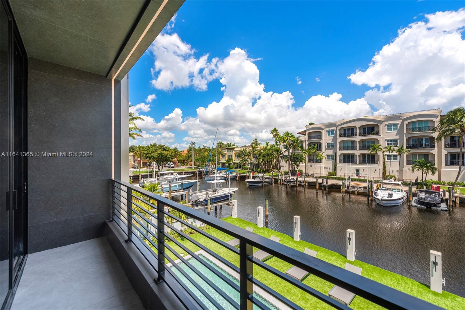 CORAL RIDGE - Residential