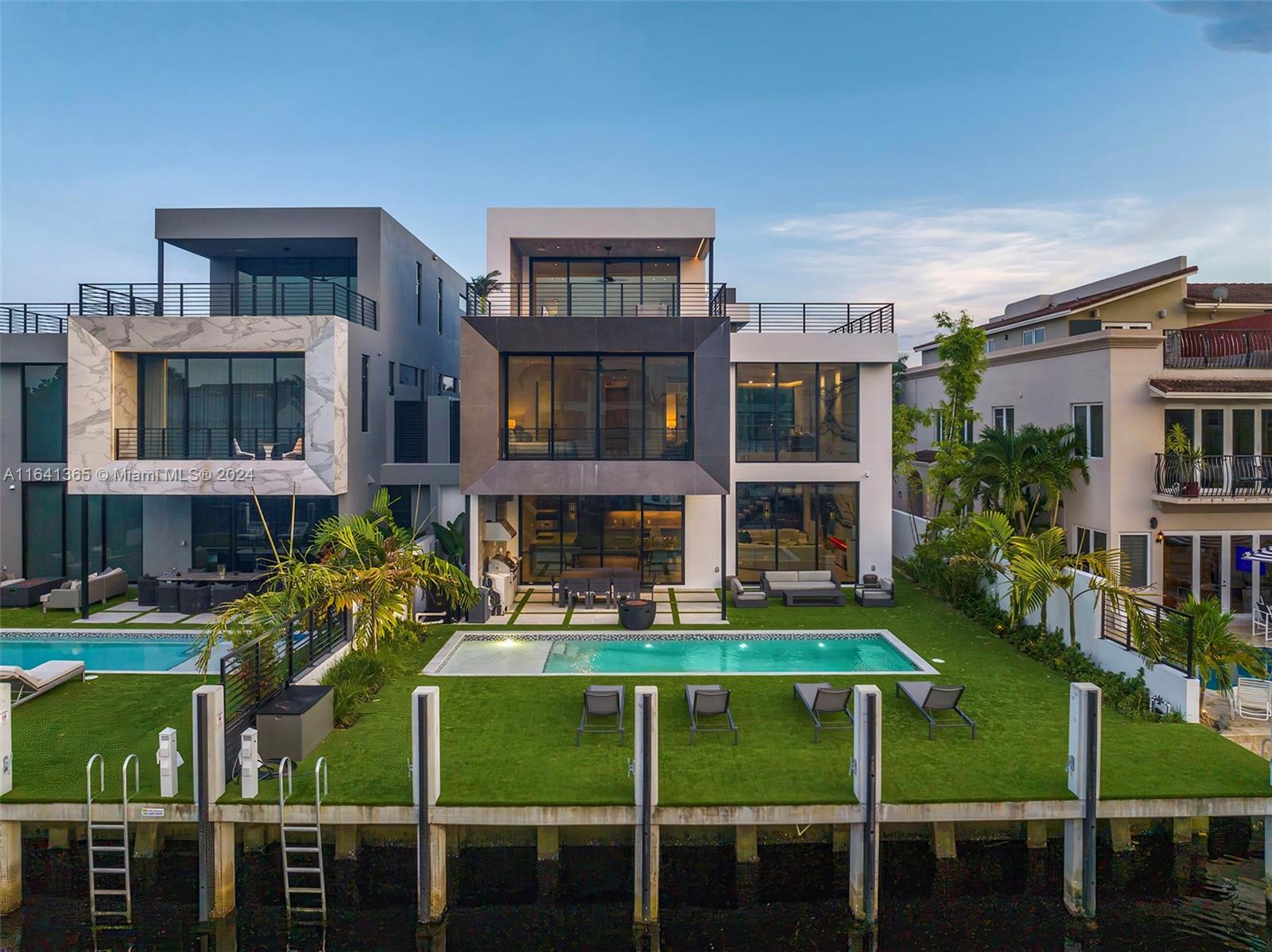CORAL RIDGE - Residential