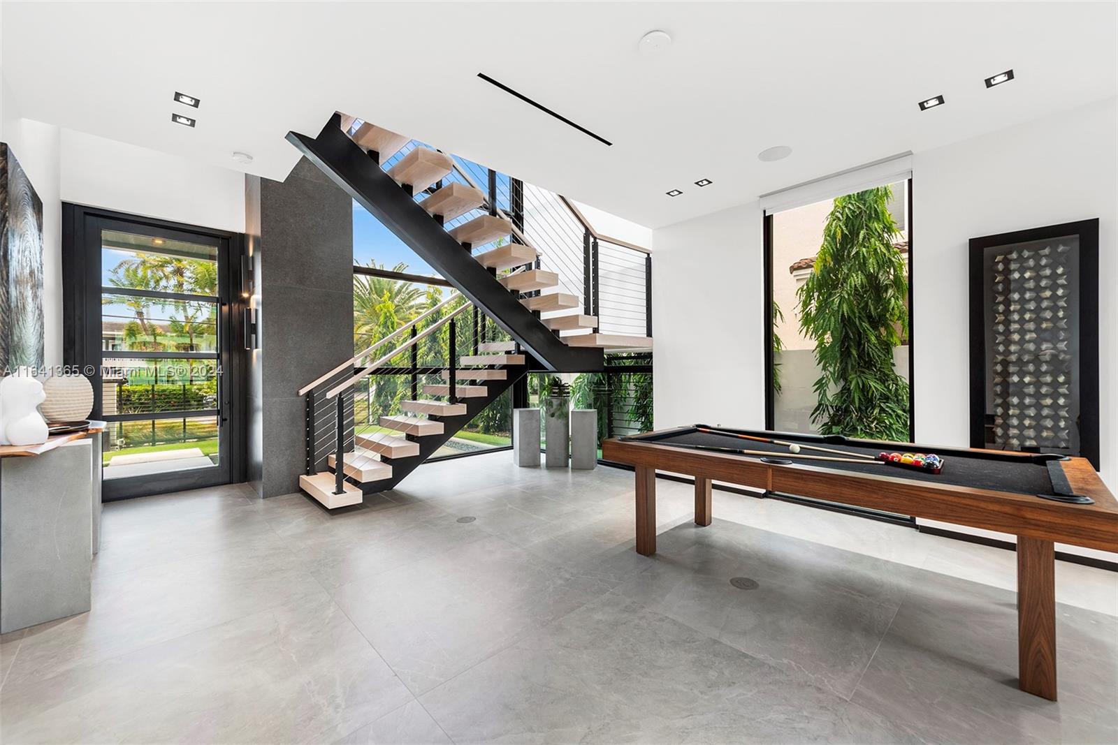CORAL RIDGE - Residential