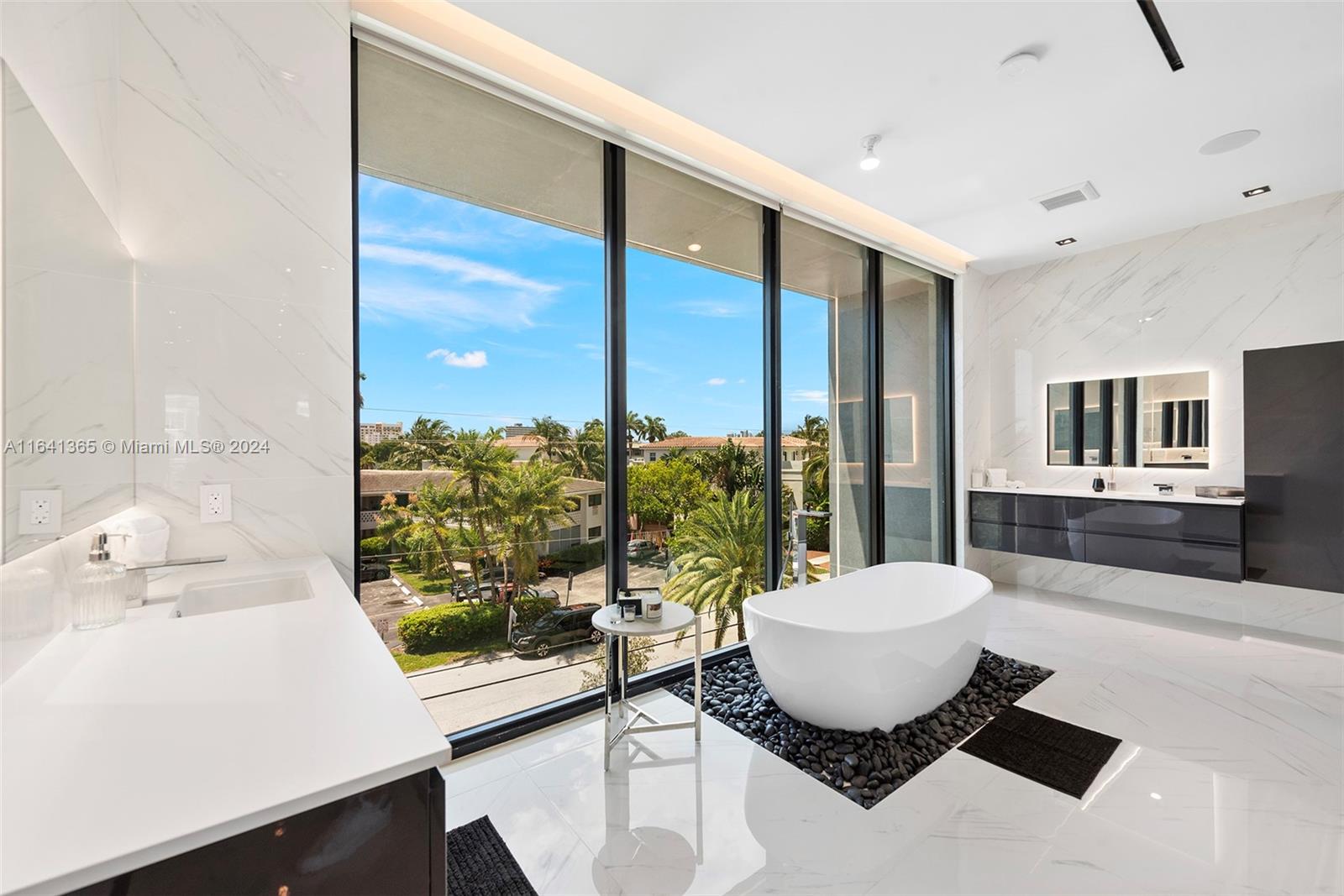 CORAL RIDGE - Residential