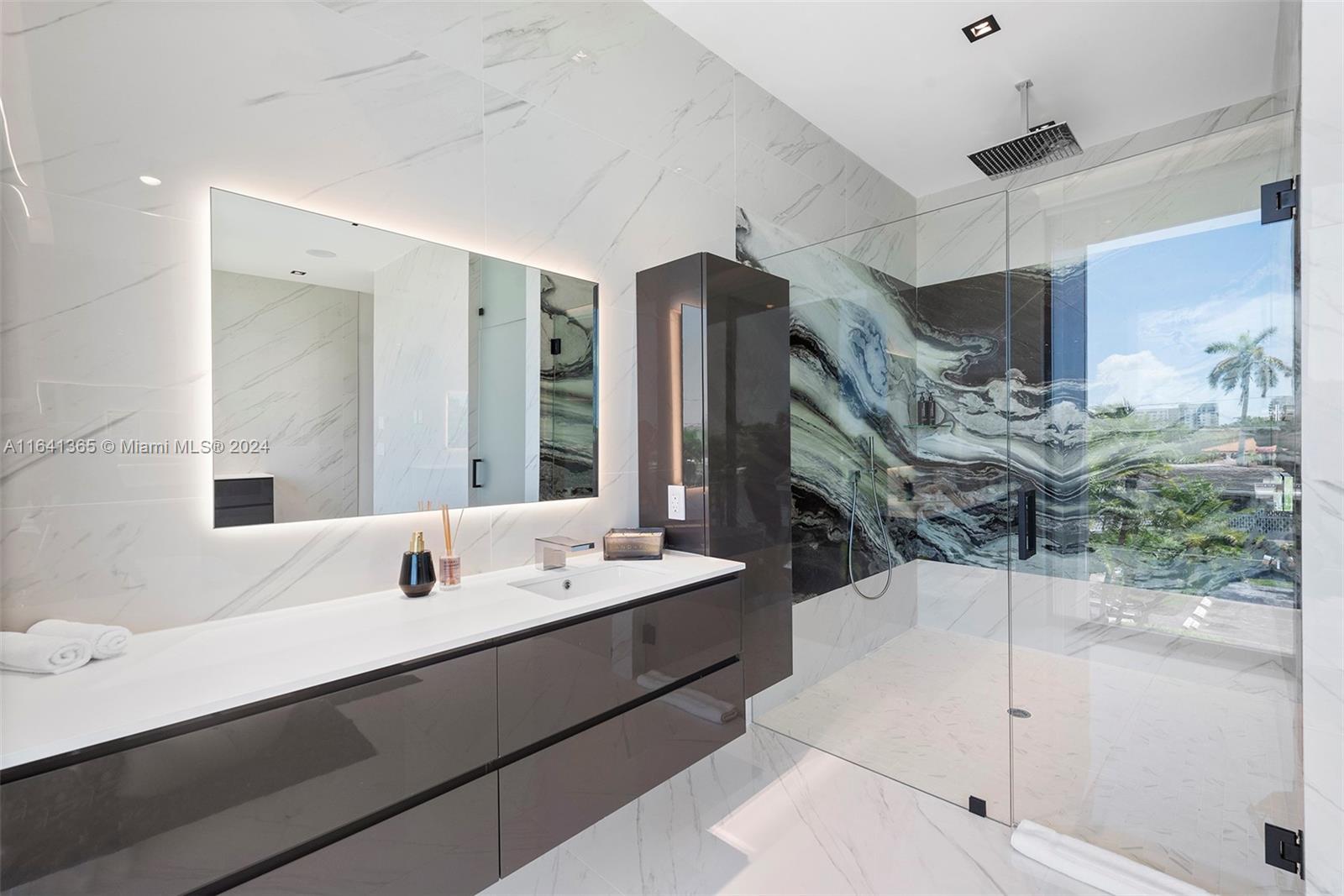 CORAL RIDGE - Residential