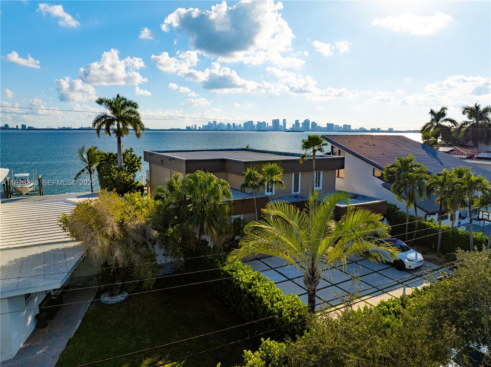 TREASURE ISLAND - Residential
