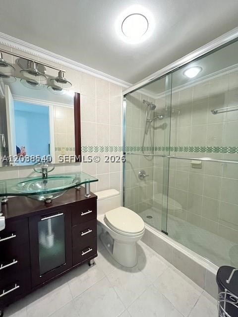 LAGO GRANDE TWO CONDO - Residential