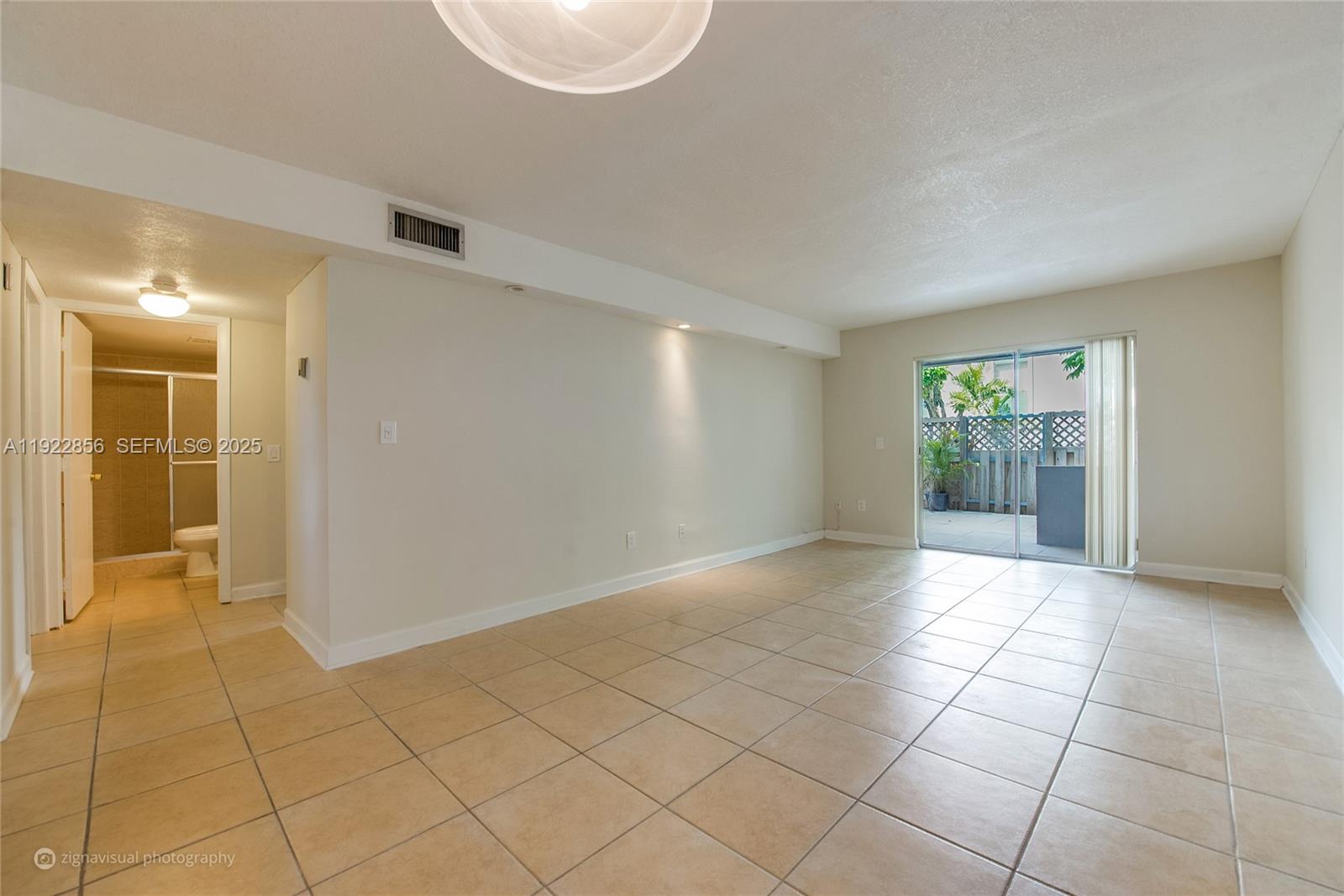 SUNWOOD CONDO - Residential
