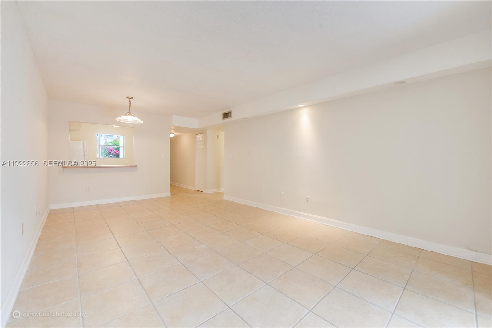 SUNWOOD CONDO - Residential