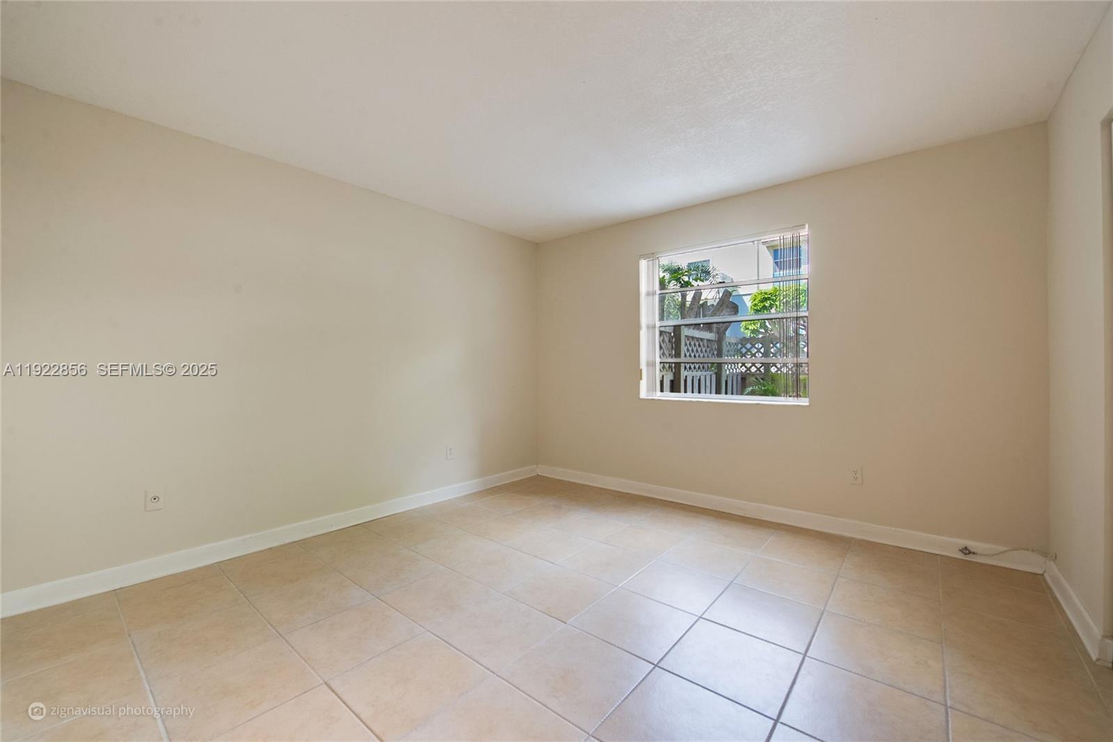 SUNWOOD CONDO - Residential