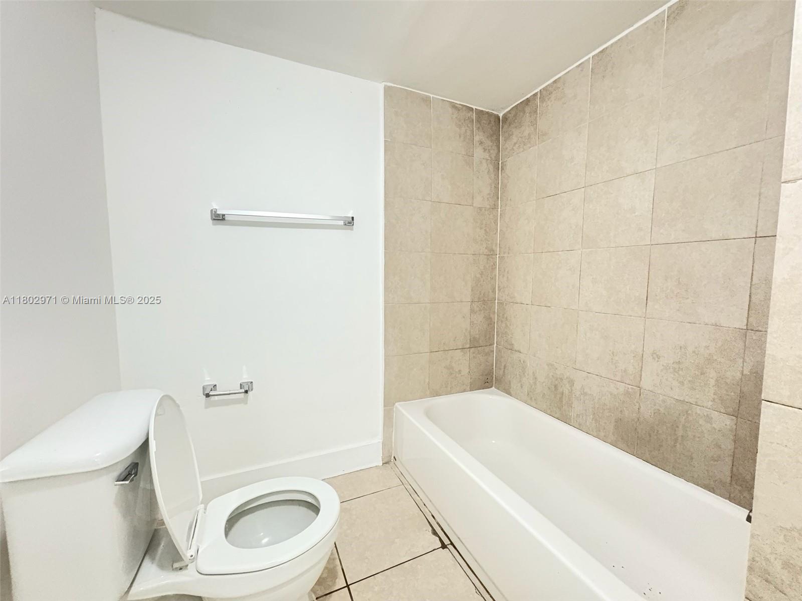 LYNN PARK REPLAT - Residential Lease