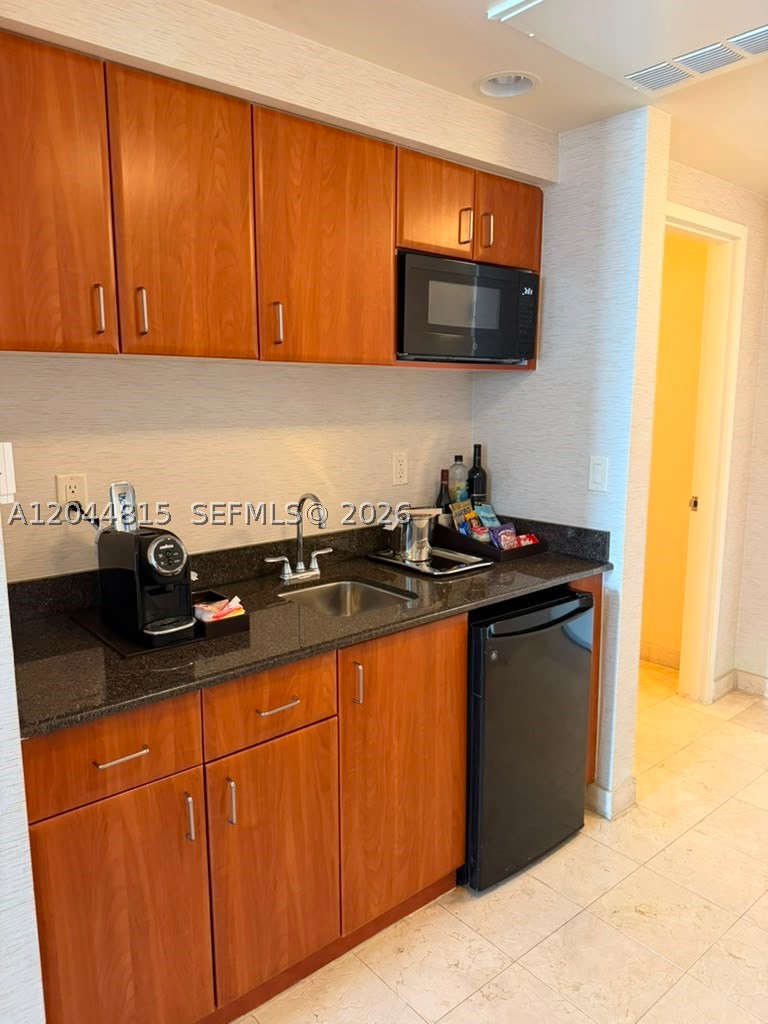 TRUMP INTERNATIONAL SONES - Residential