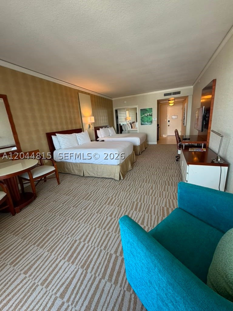 TRUMP INTERNATIONAL SONES - Residential