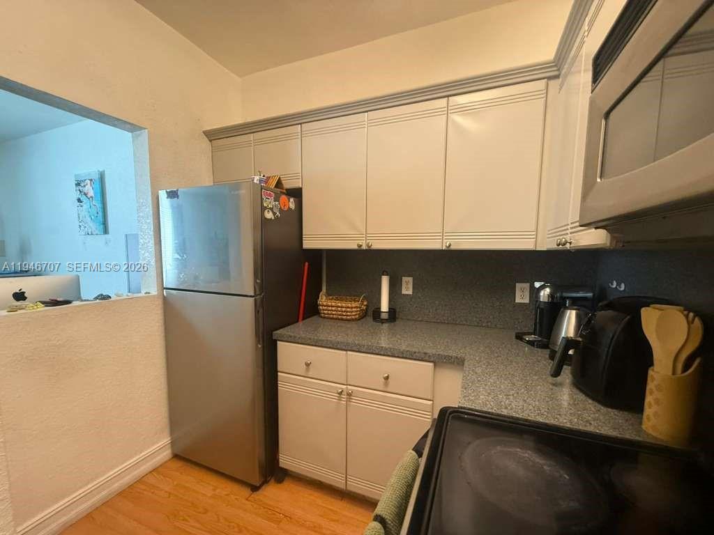 EUCLID CONDO - Residential