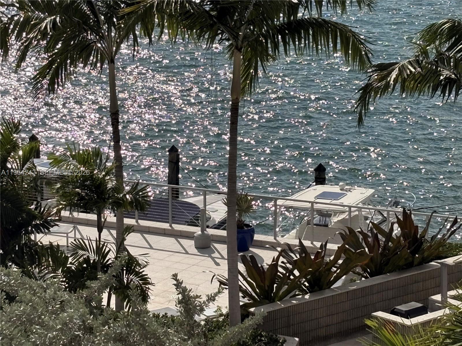 Enjoy This beautiful resort living style condo with an amazing view, completely remodeled it has a huge closet, granite counter top, hardwood cabinets. Premier Location in south beach in one of the most convenient buildings
South Bay Club is a tropical paradise with many amenities available to all residents like: hot/tub bay front pool,BBQ
Grills, fitness club, 24 hrs concierge service, short distance to south point area, the beach, restaurants and much more.Leasing min. 6 months Please call Listing agent to schedule an appointment.