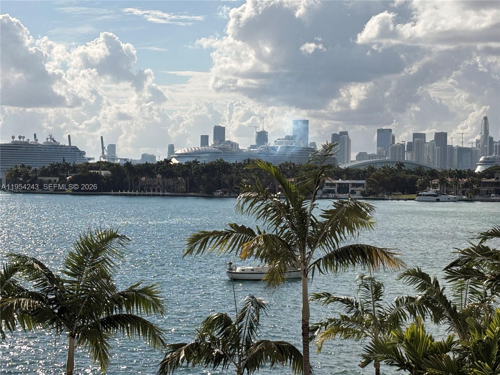 SOUTH BAY CLUB CONDO - Residential Lease