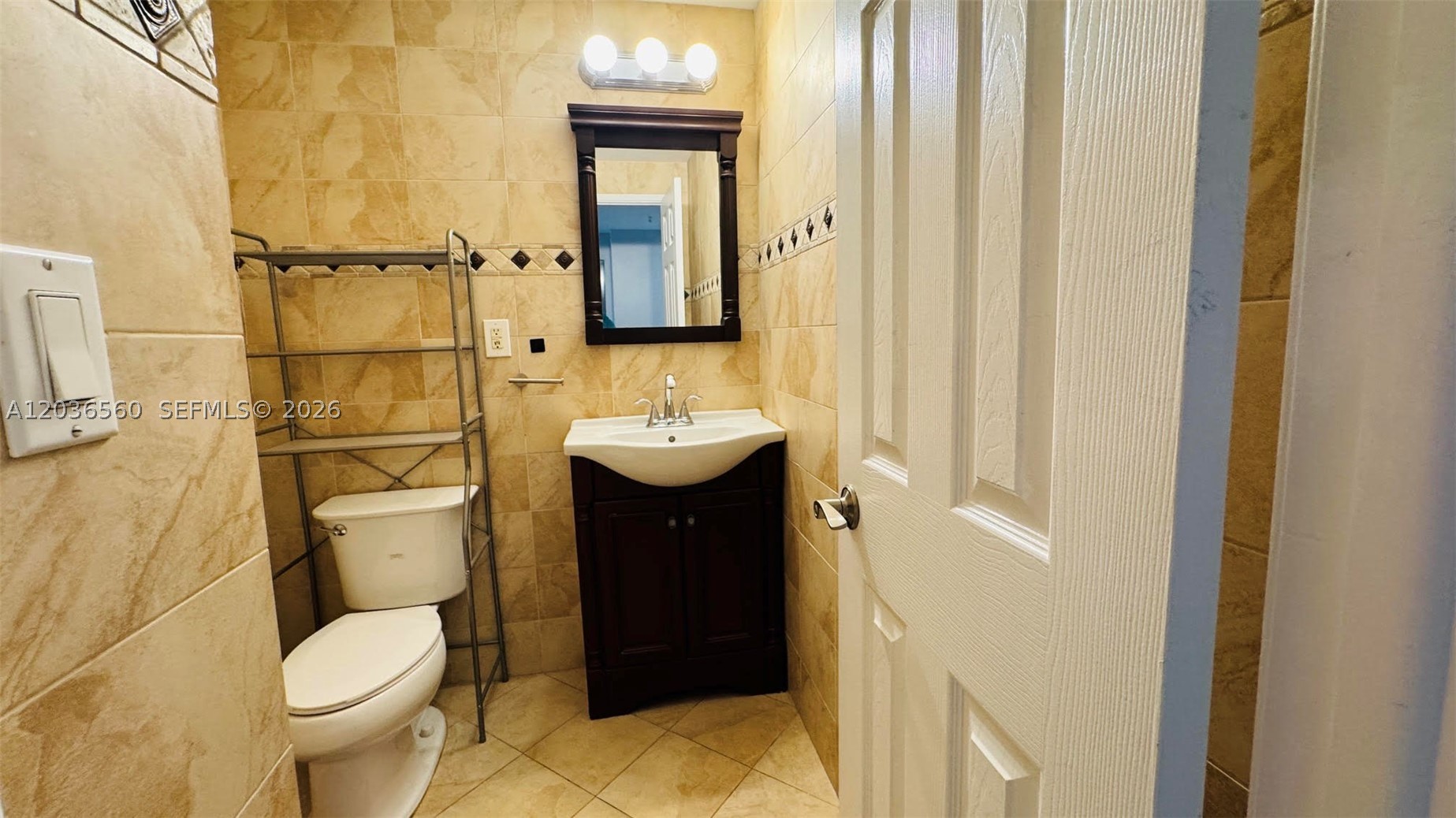 OCEANVIEW BUILDING A COND - Residential Lease