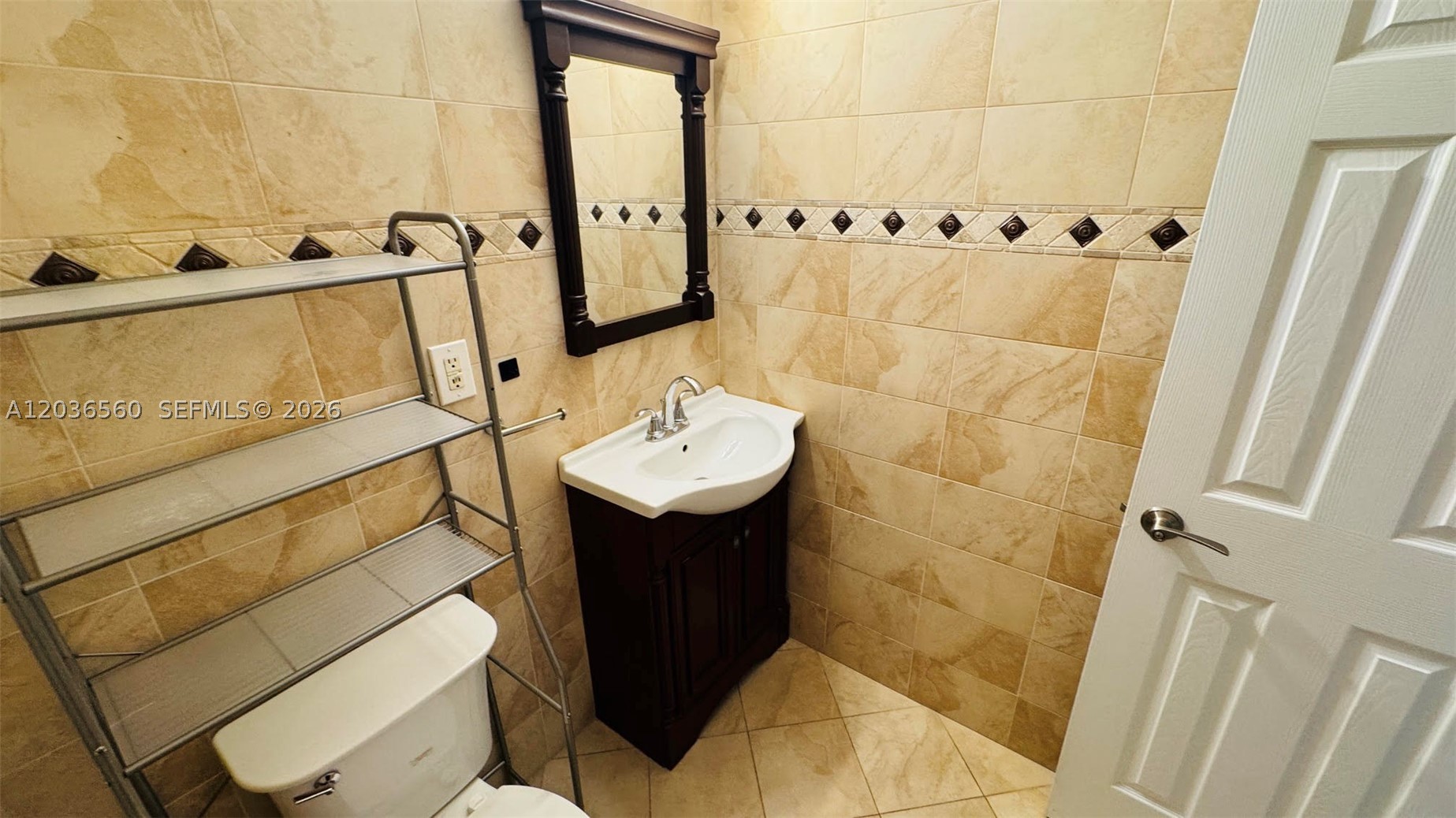 OCEANVIEW BUILDING A COND - Residential Lease