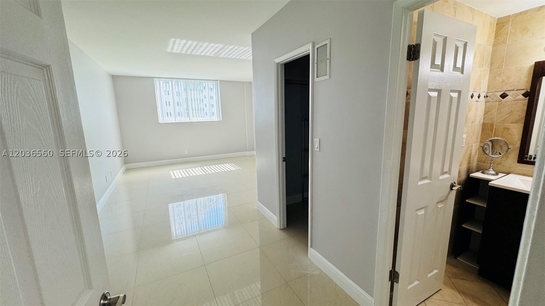 OCEANVIEW BUILDING A COND - Residential Lease