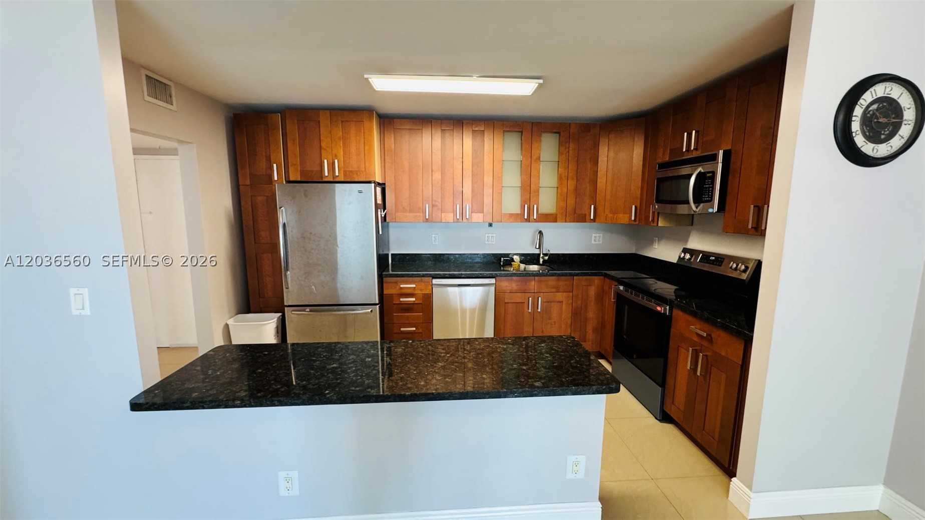 OCEANVIEW BUILDING A COND - Residential Lease