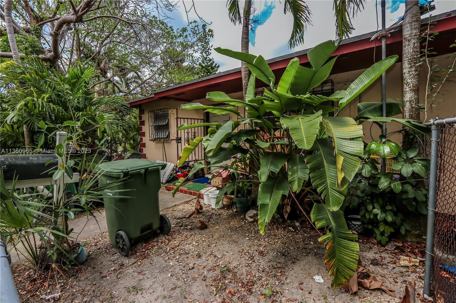 PALMETTO ADDN TO HOMESTEA - Residential Income
