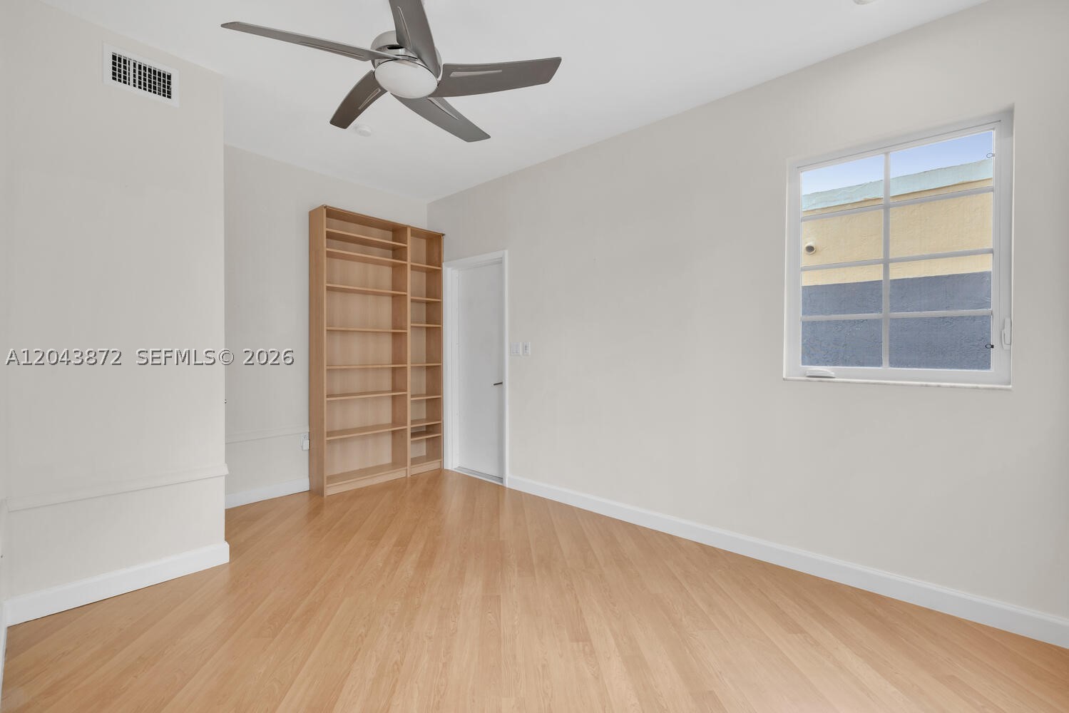 KELLAR COURT CONDO - Residential Lease