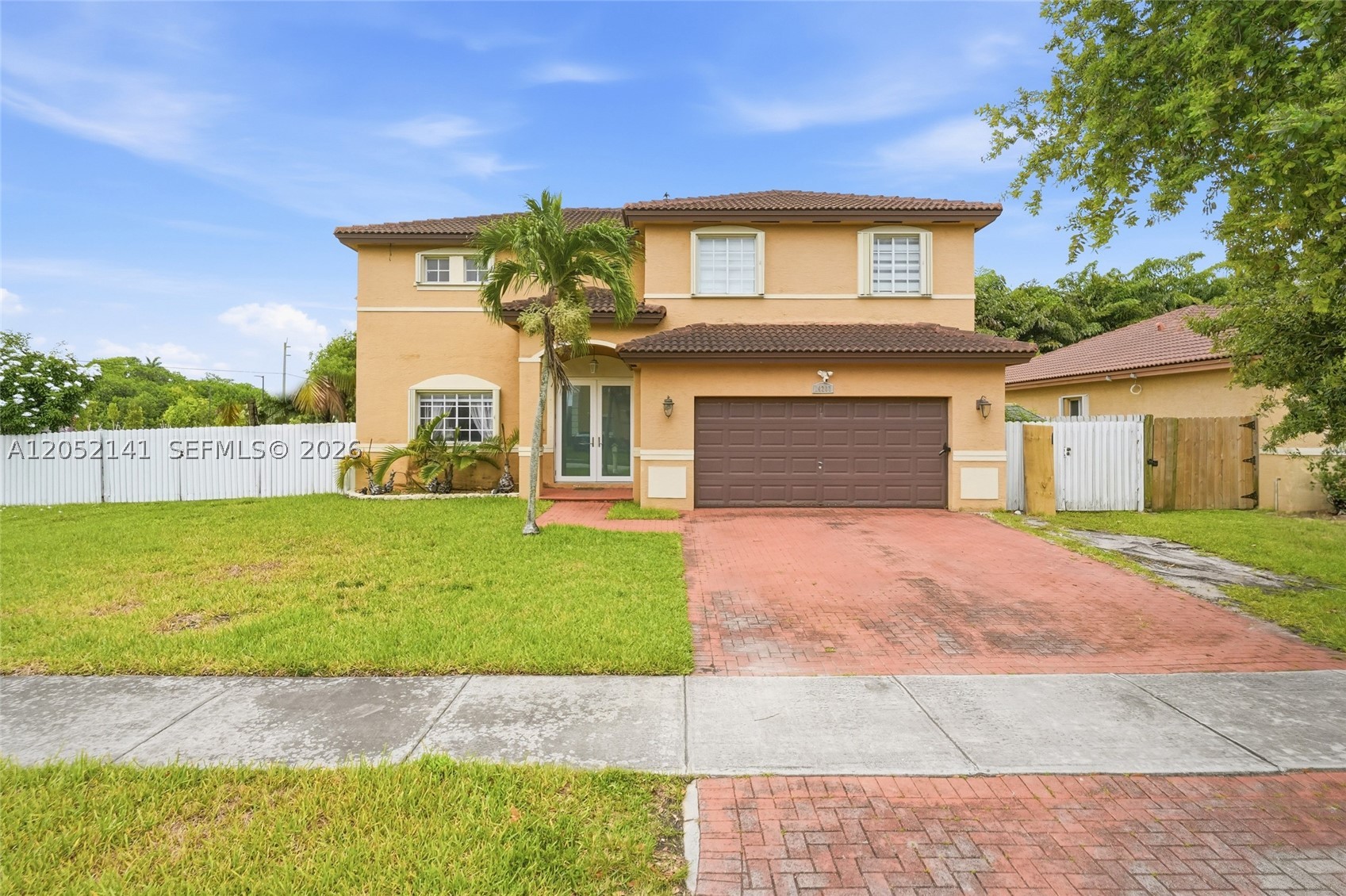 BISCAYNE DRIVE ESTATES - Residential