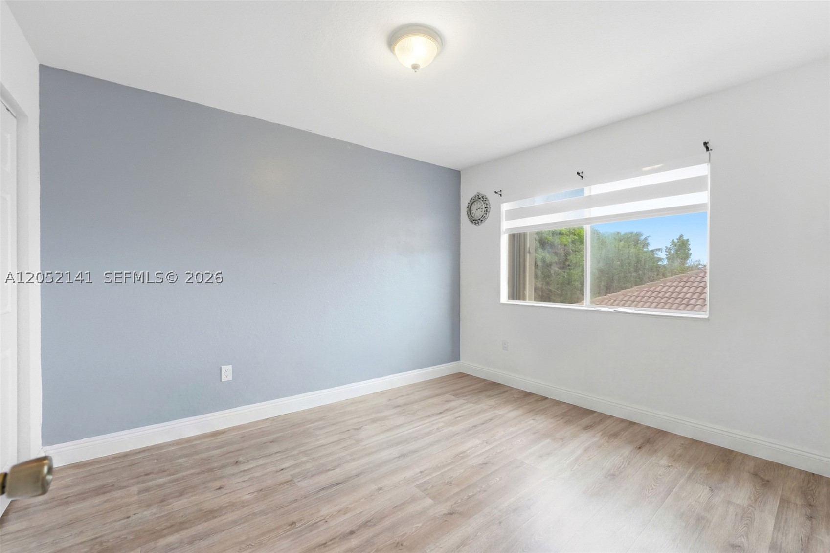 BISCAYNE DRIVE ESTATES - Residential
