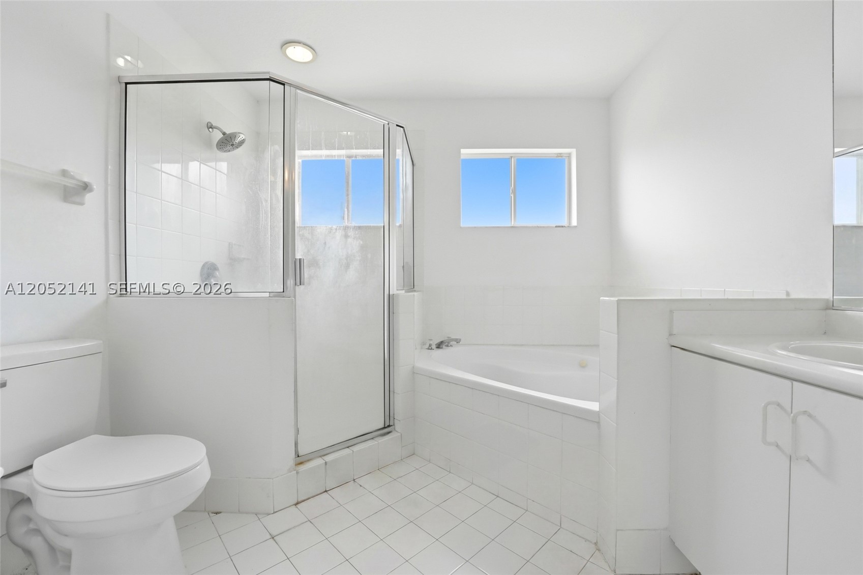 BISCAYNE DRIVE ESTATES - Residential