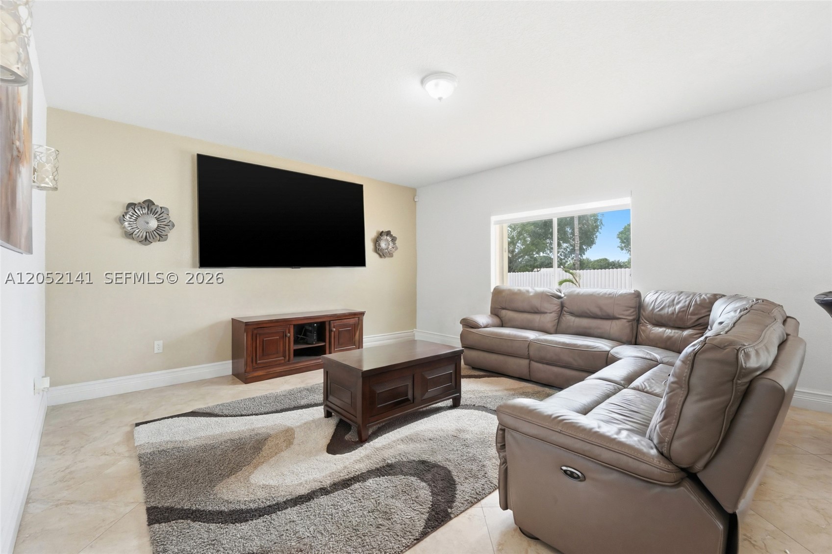 BISCAYNE DRIVE ESTATES - Residential