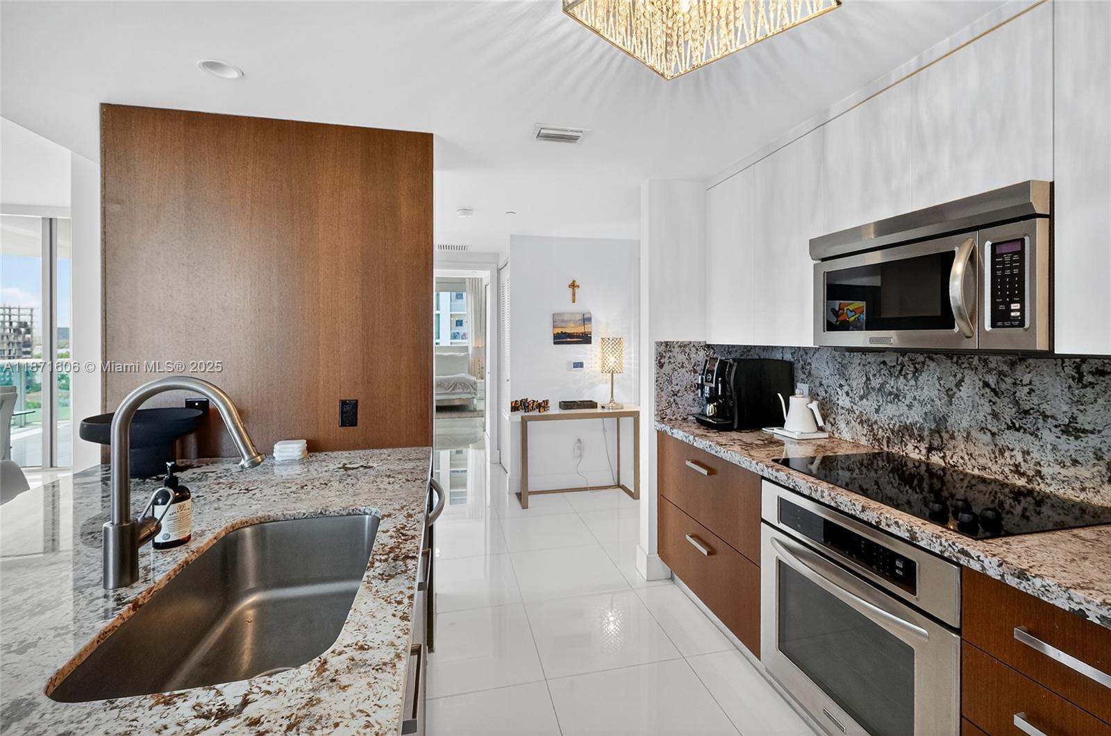 CIELO ON THE BAY CONDO - Residential