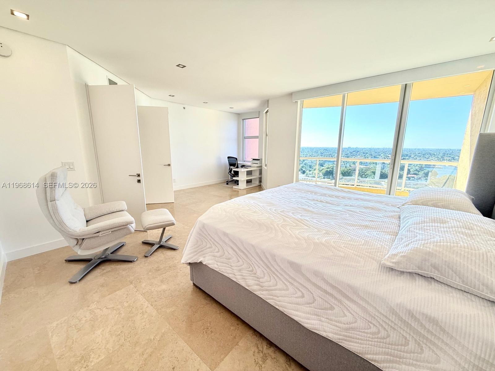 PALMS TOWER ONE CONDO - Residential