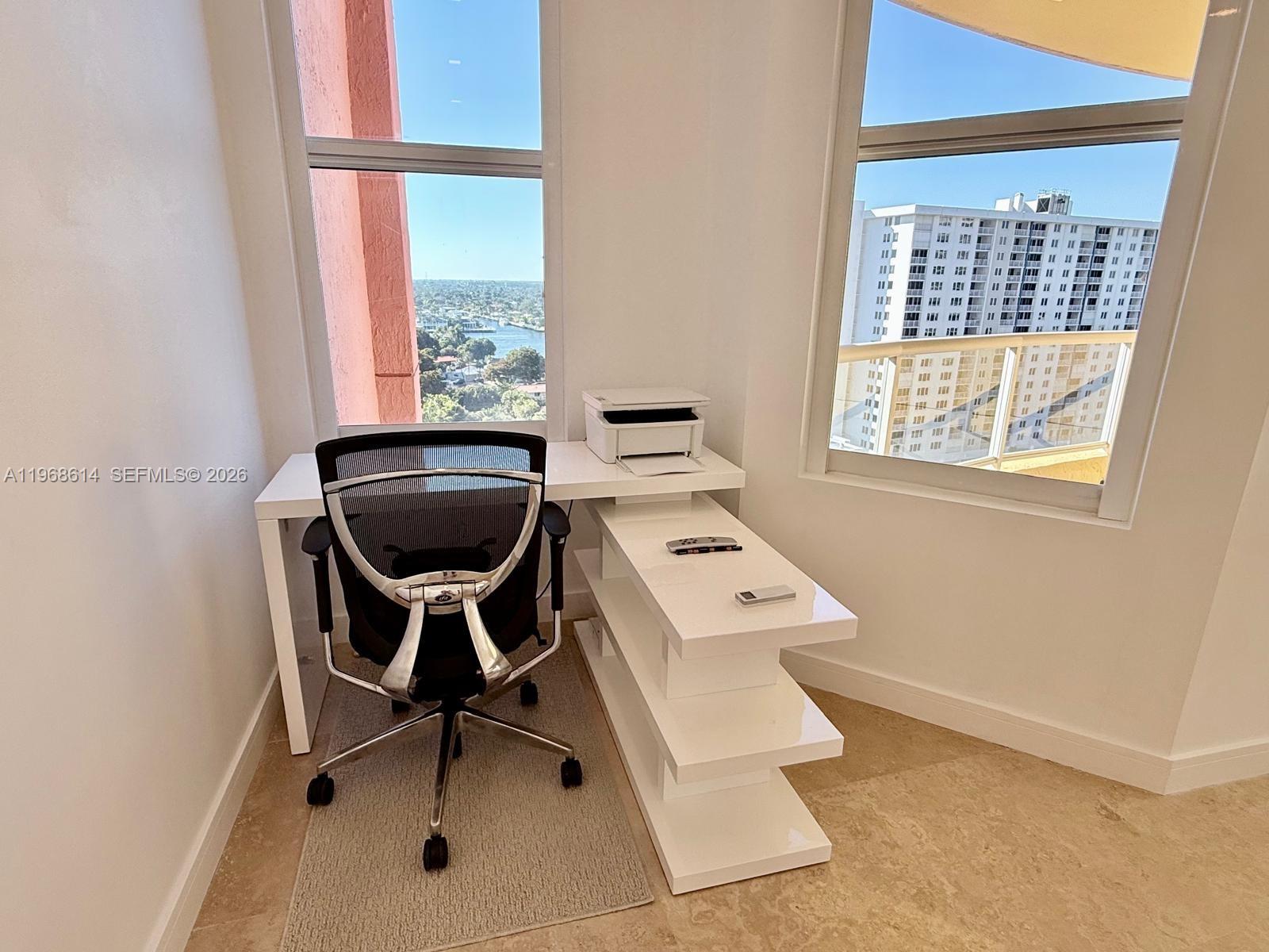 PALMS TOWER ONE CONDO - Residential
