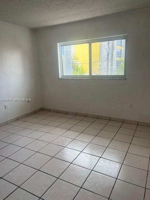 HARDING VILLAS CONDO - Residential