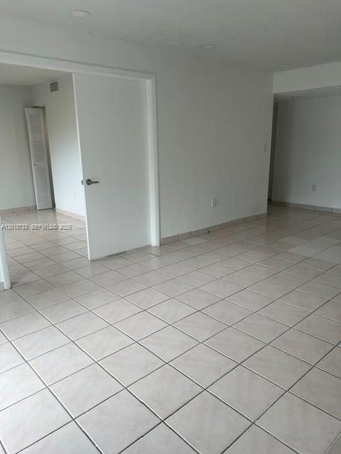 HARDING VILLAS CONDO - Residential