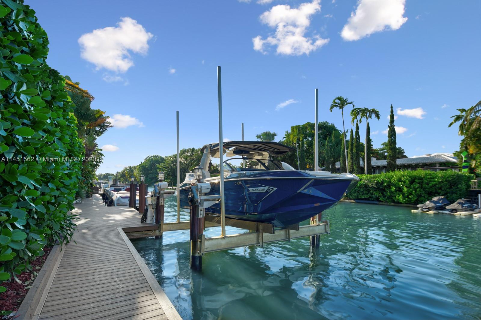 BAY POINT - Residential