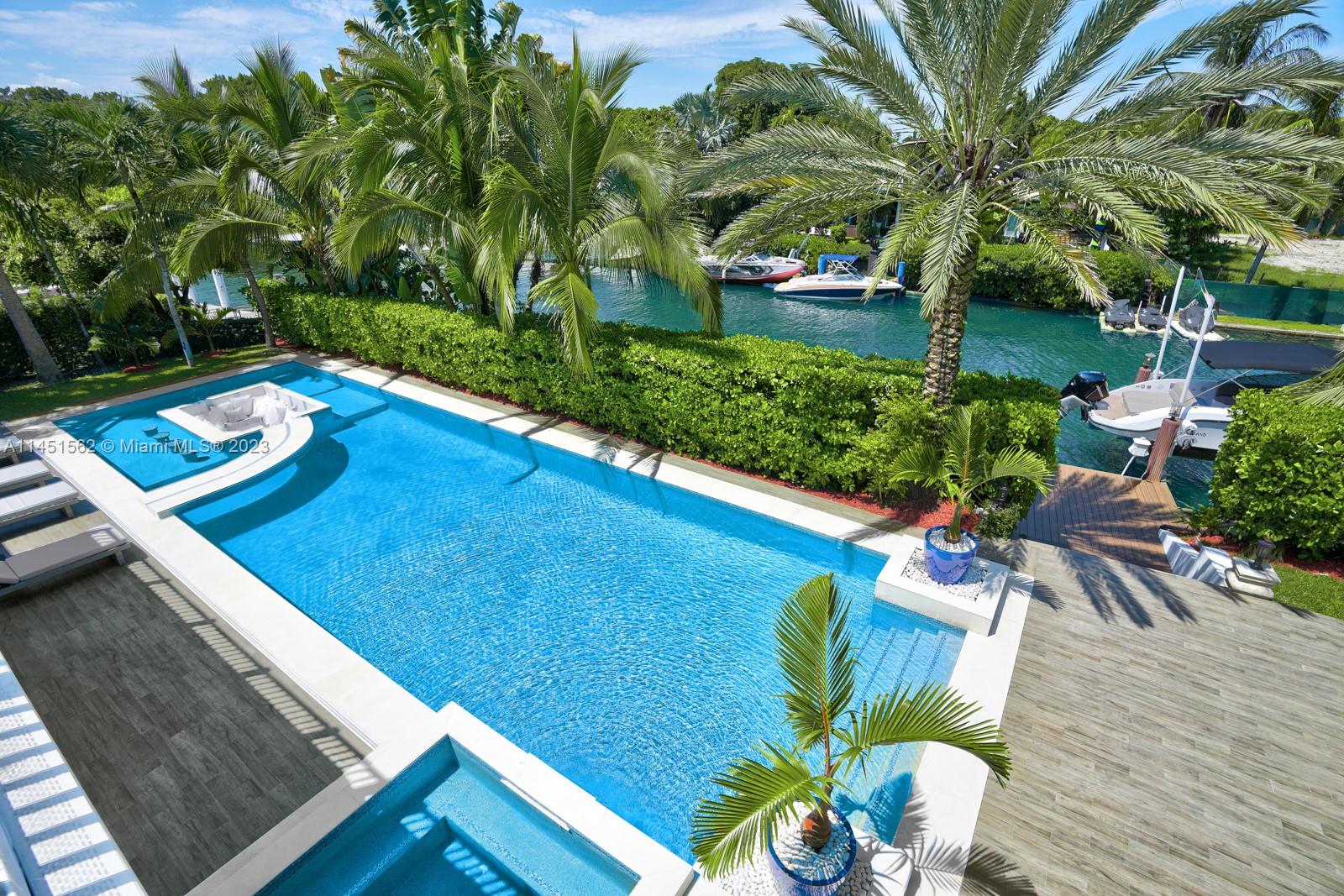 BAY POINT - Residential
