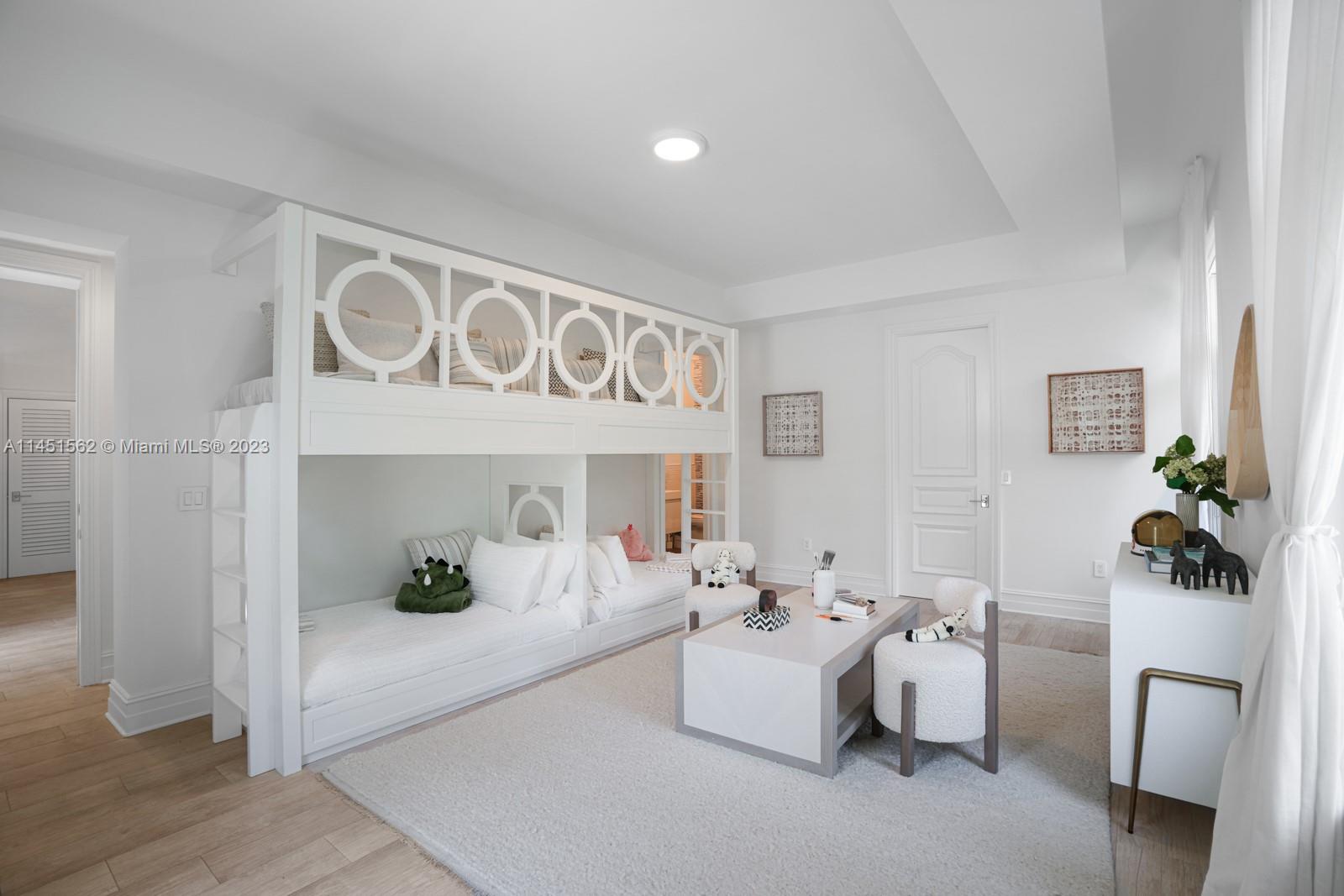 BAY POINT - Residential