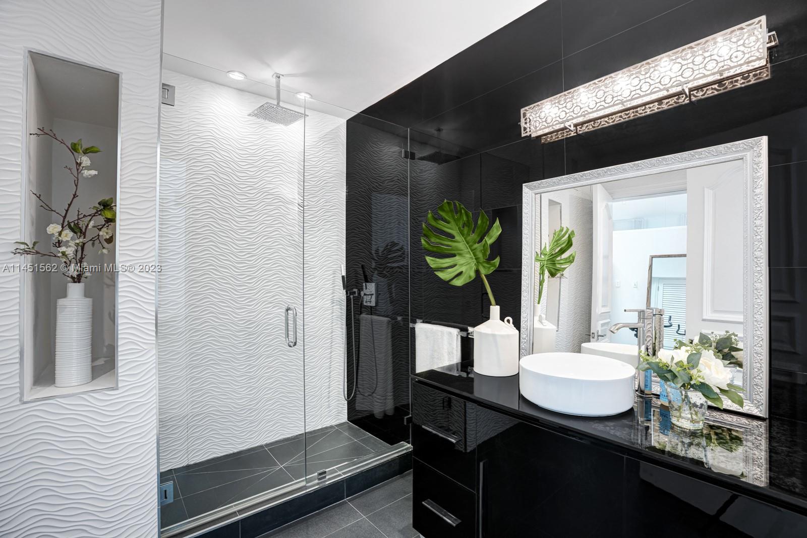 BAY POINT - Residential