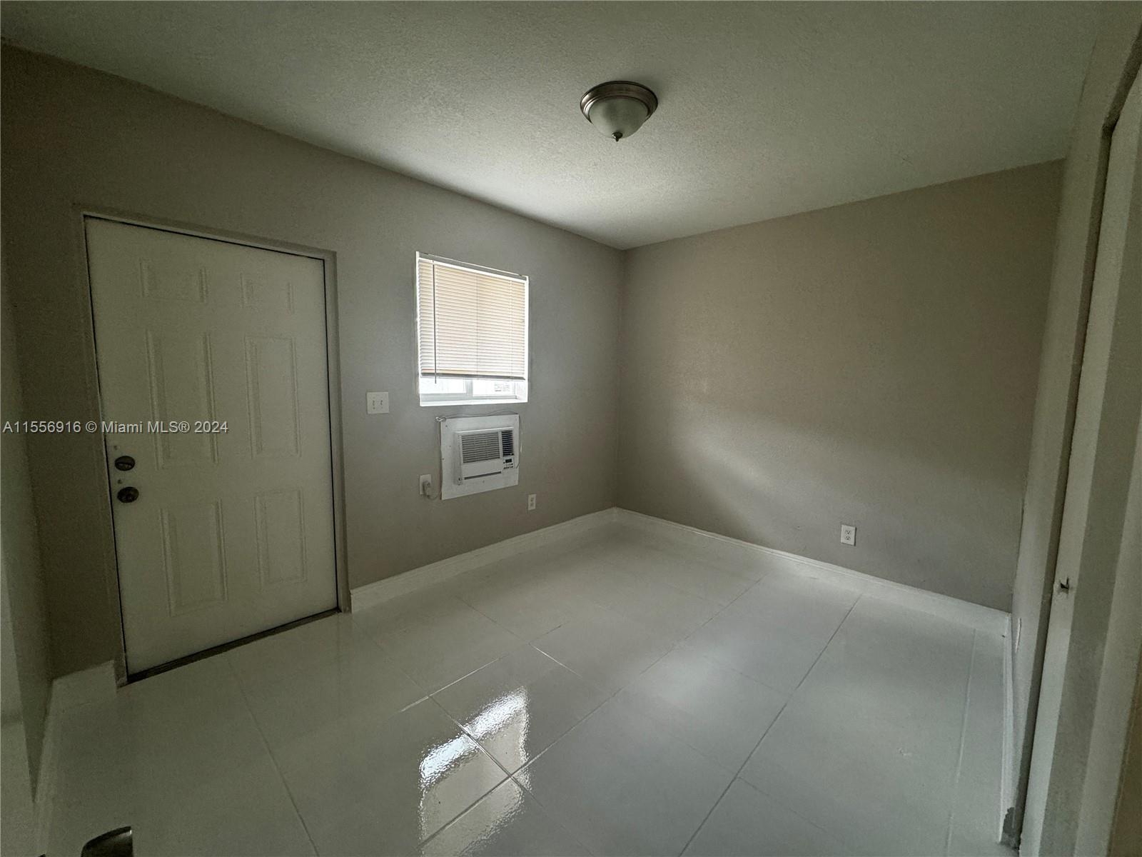 MAGNOLIA SUB - Residential Lease