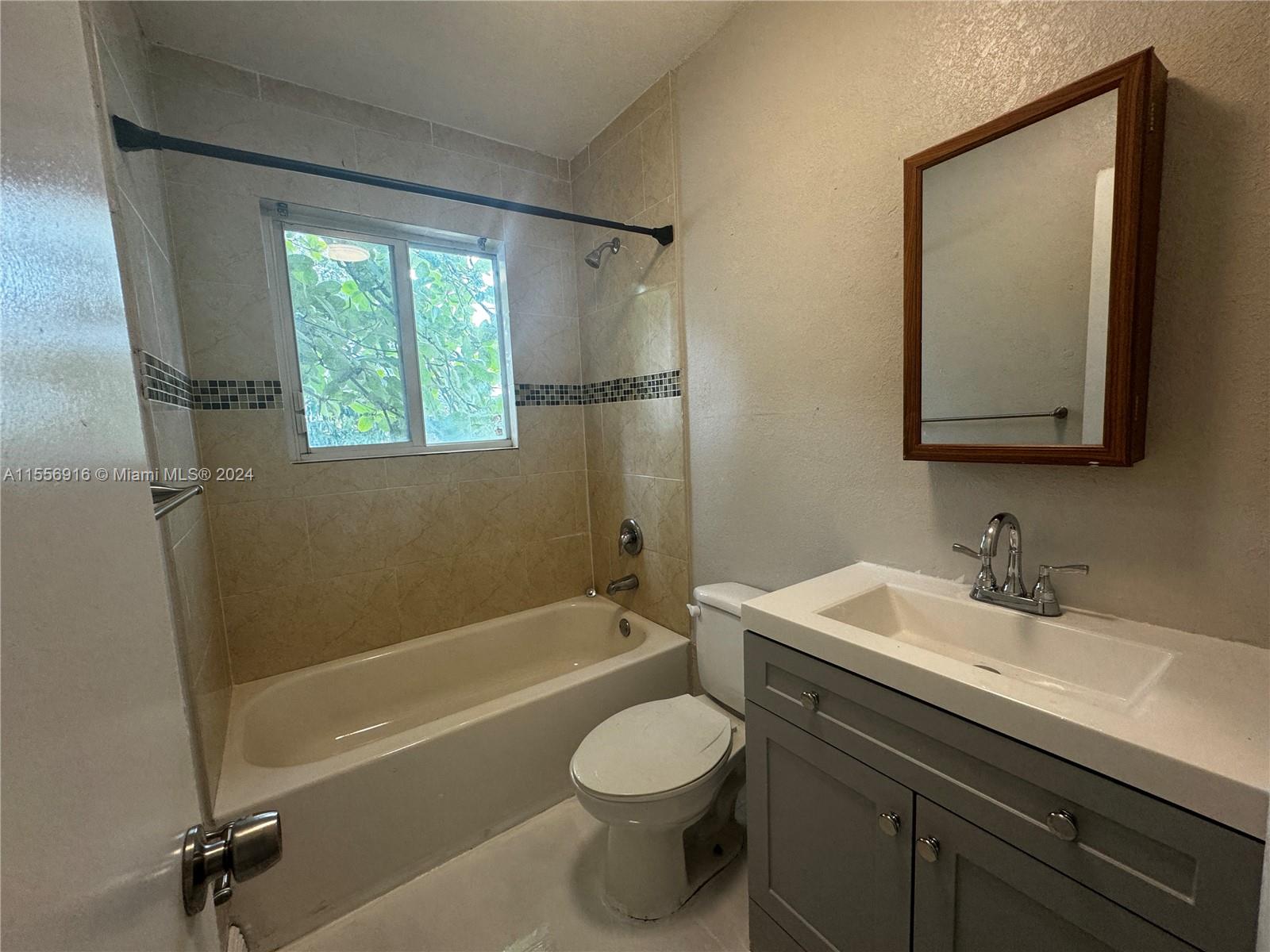 MAGNOLIA SUB - Residential Lease