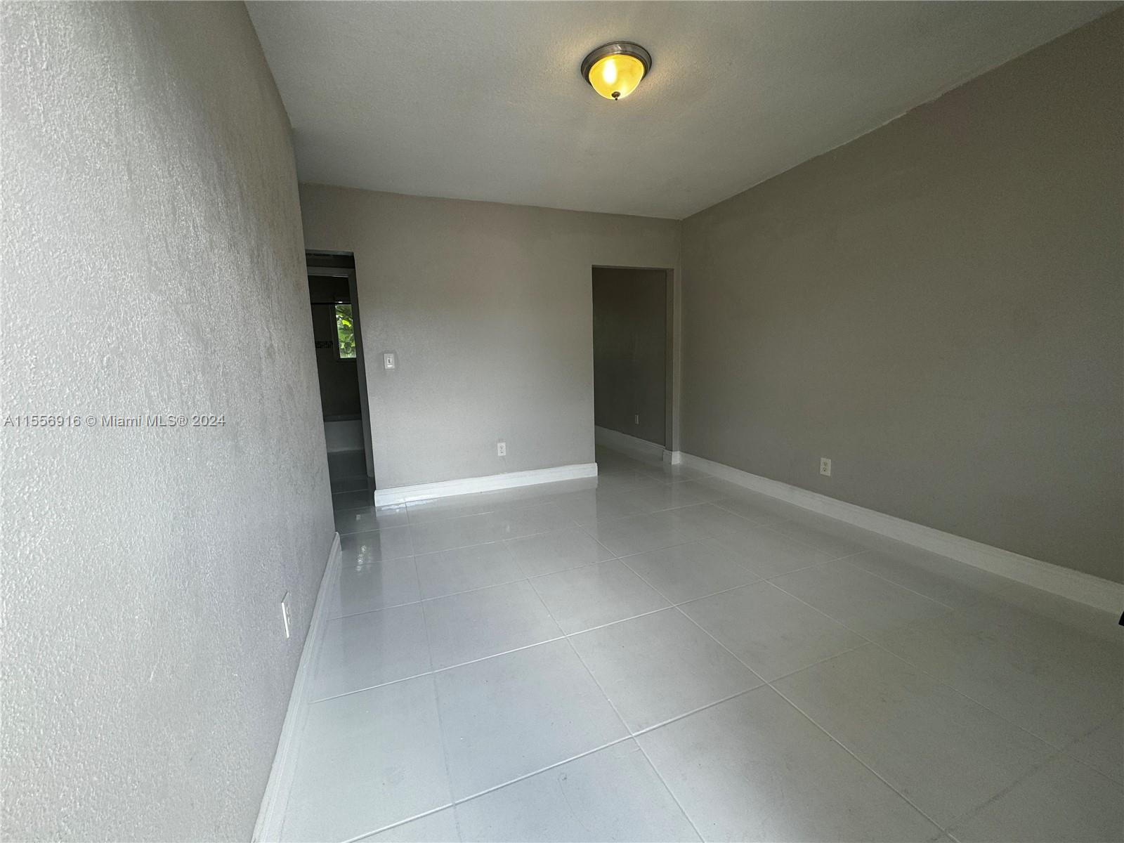 MAGNOLIA SUB - Residential Lease